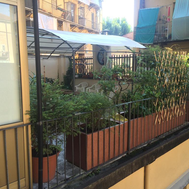 La Terrazza Di Arturo Guest House Turín Exterior foto